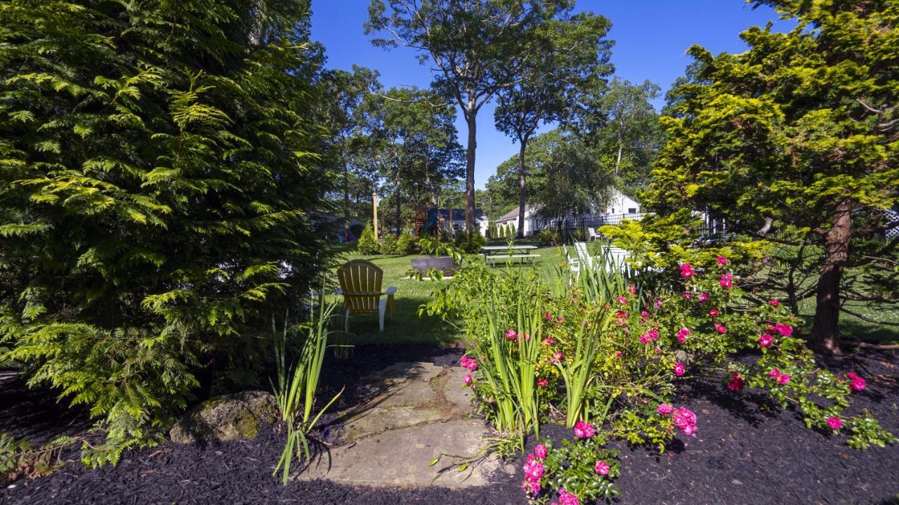 Hamptons Vacation Inn Hampton Bays Exterior photo